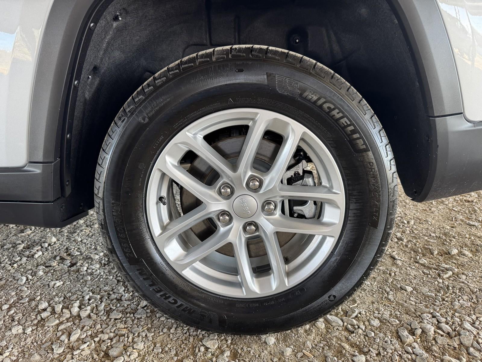 2025 Jeep Grand Cherokee L Laredo X