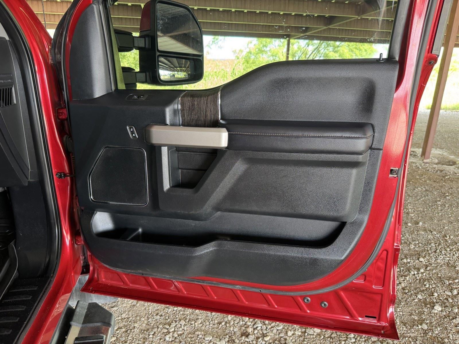 2021 Ford Super Duty F-350 DRW LARIAT