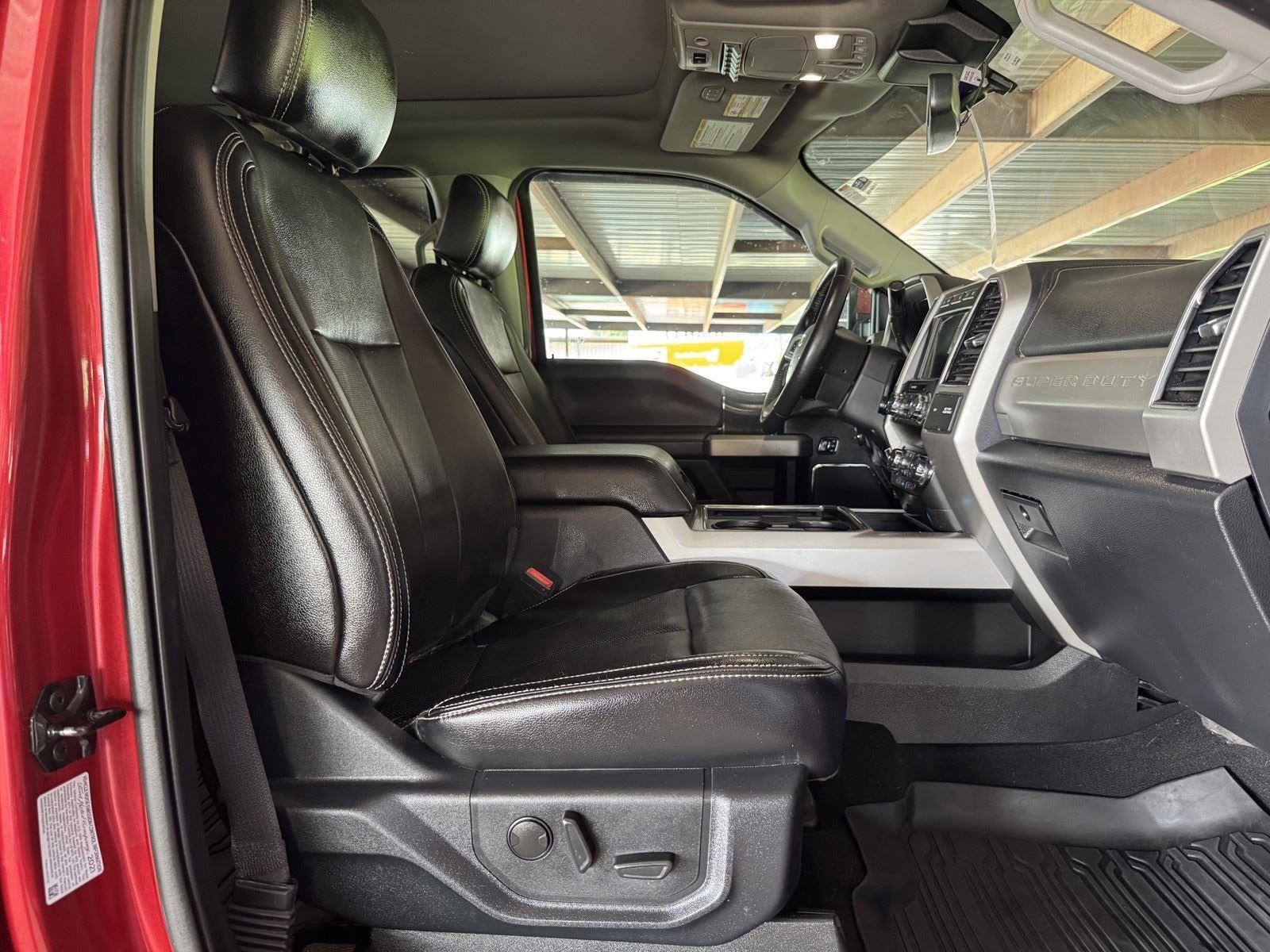 2021 Ford Super Duty F-350 DRW LARIAT