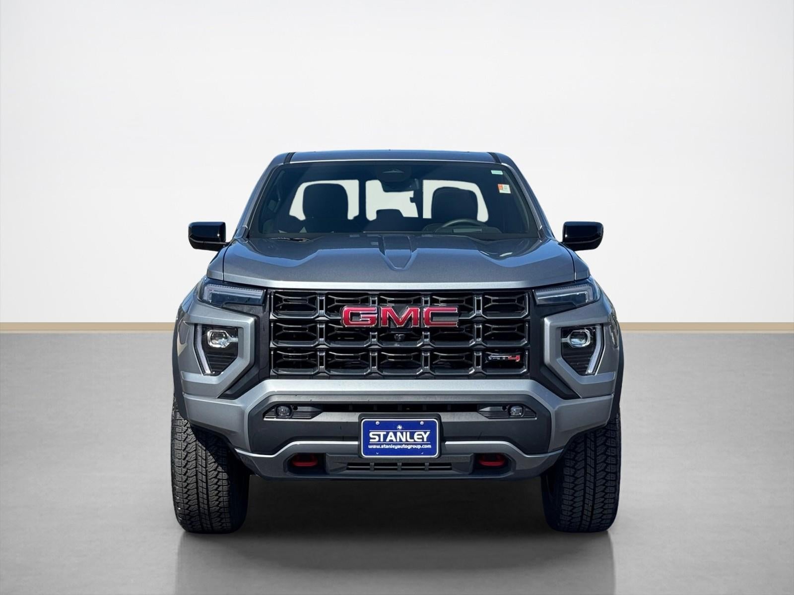 2025 GMC Canyon 4WD AT4