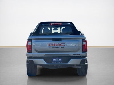 2025 GMC Canyon 4WD AT4