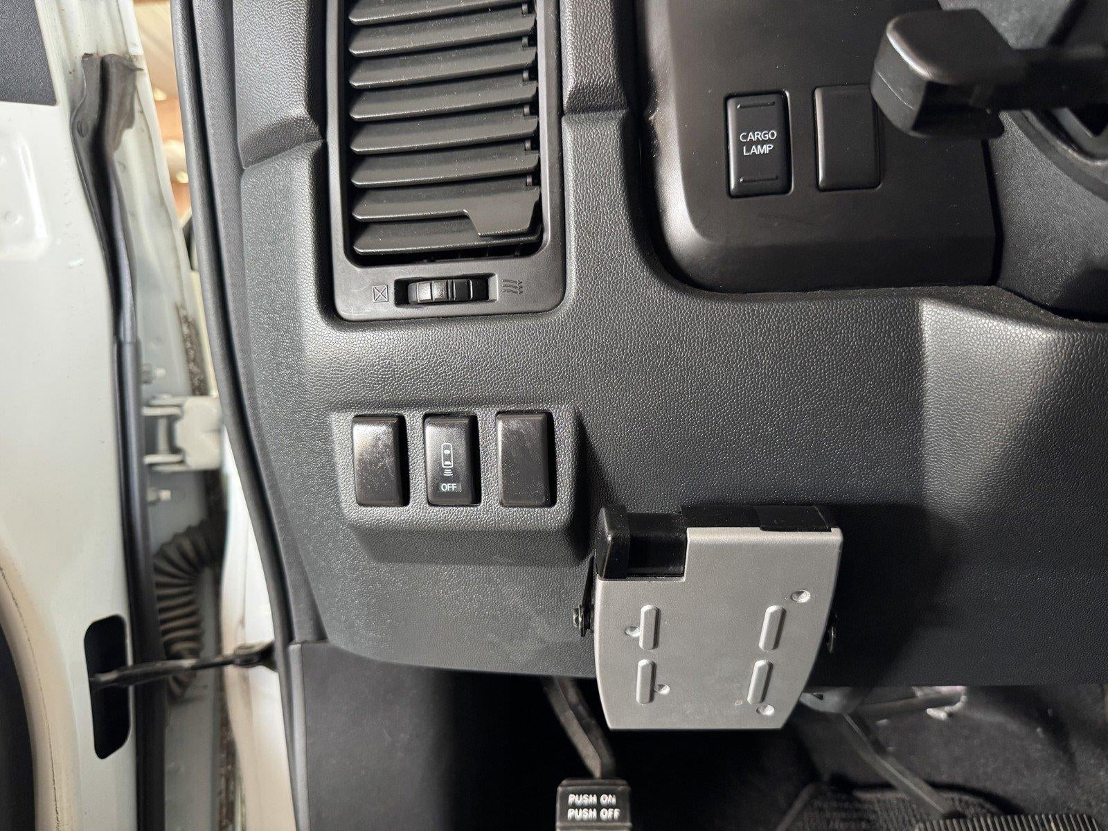 2012 Nissan Titan SV