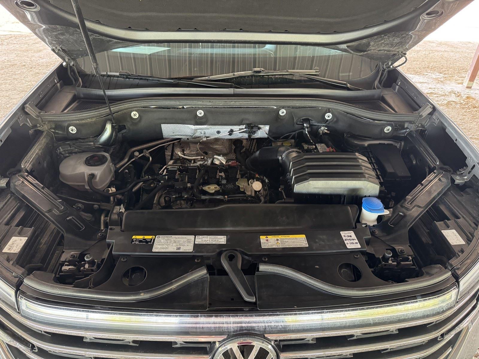 2025 Volkswagen Atlas 2.0T SE w/Technology