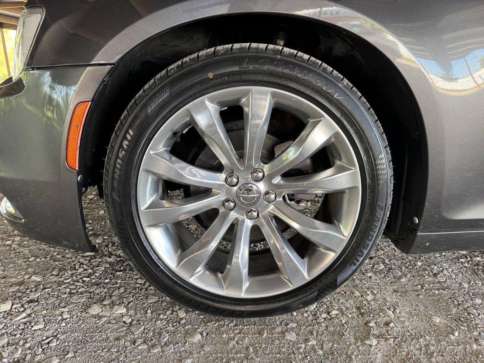 2020 Chrysler 300 Limited