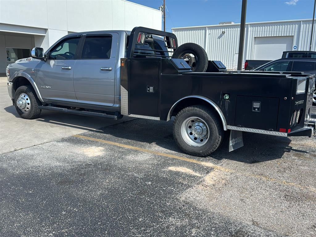 2022 RAM 3500 Chassis Cab Laramie