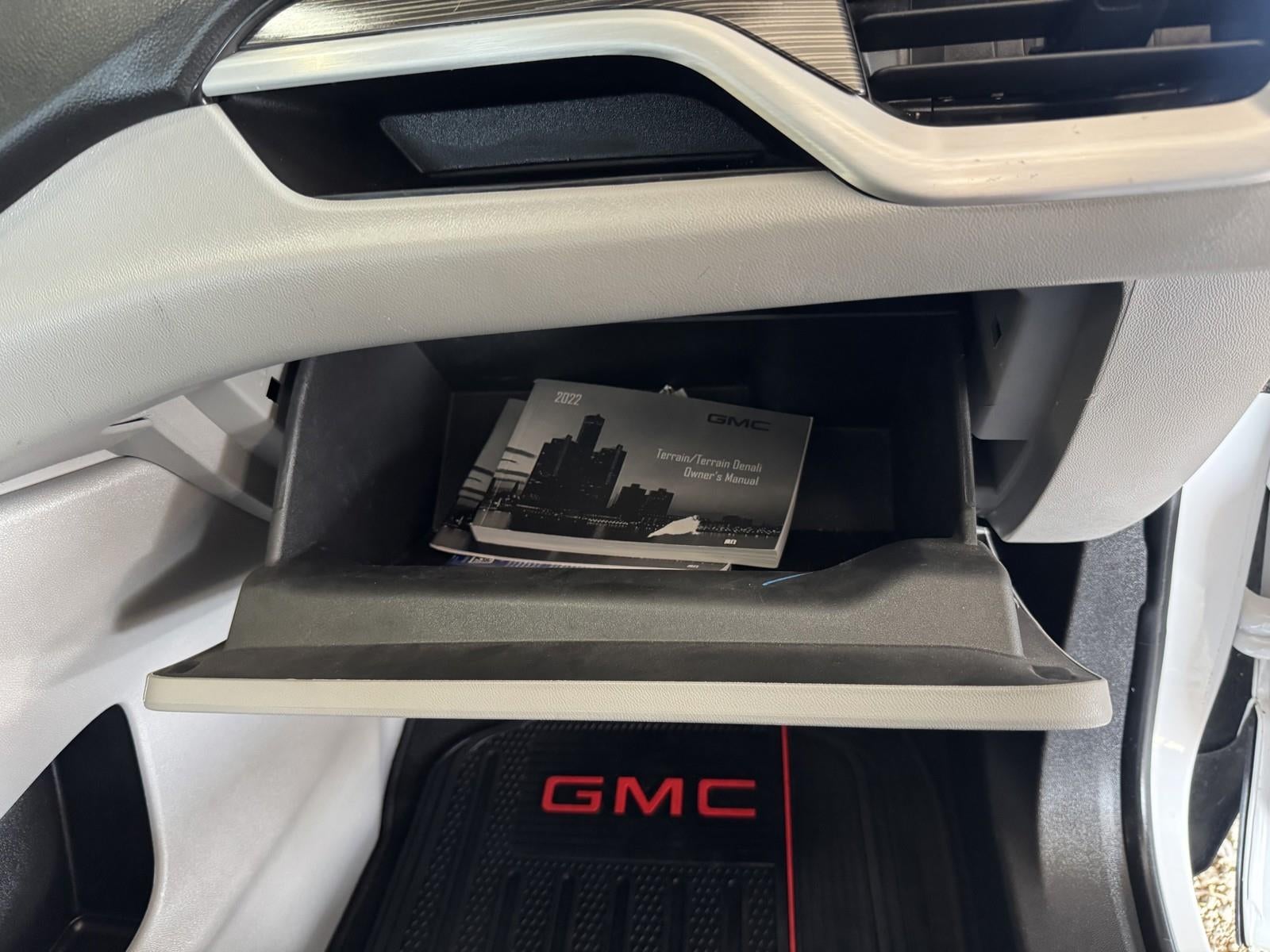 2022 GMC Terrain SLT