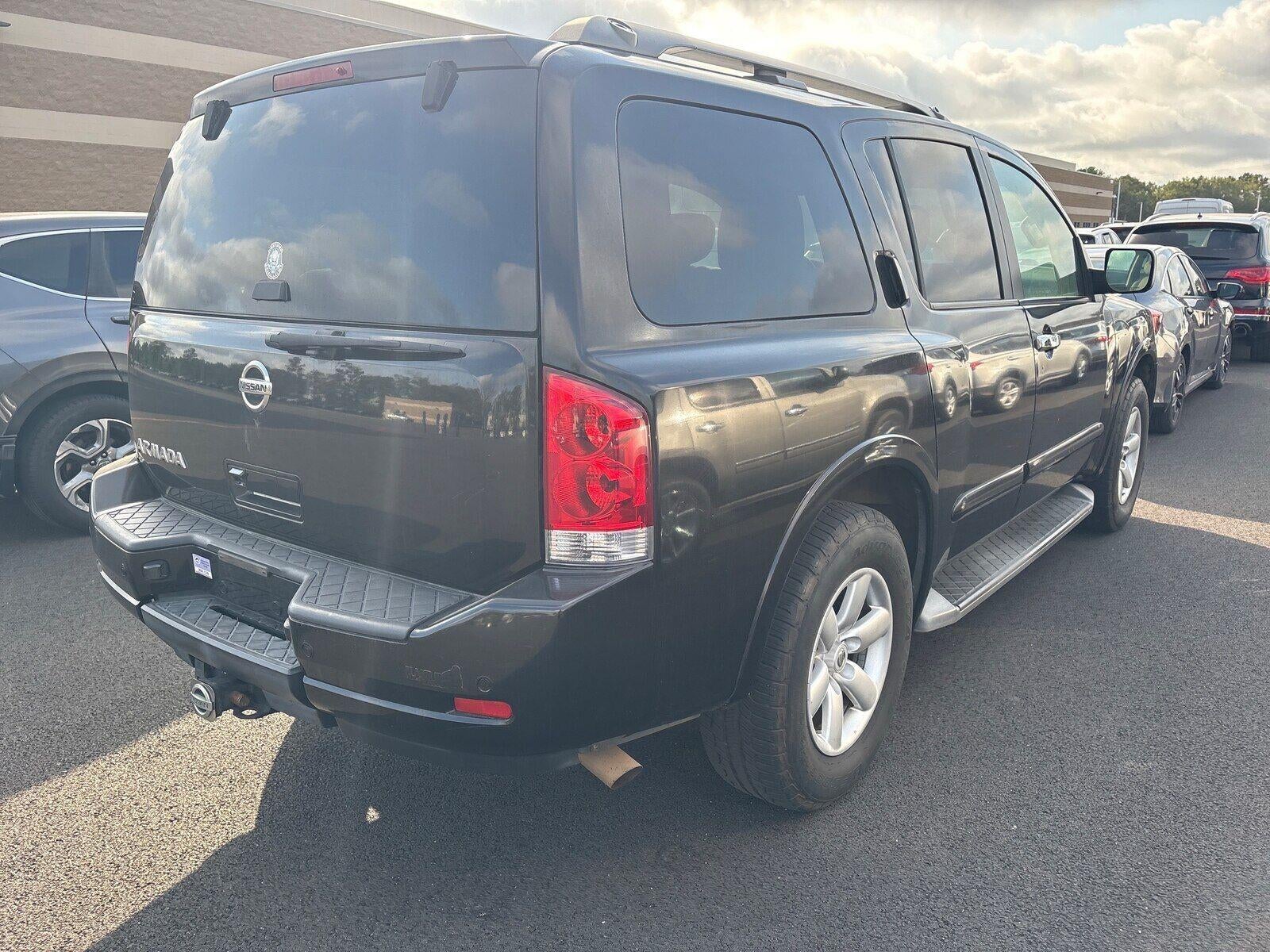 2015 Nissan Armada SV