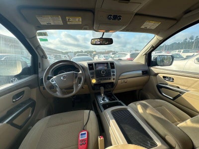 2015 Nissan Armada SV