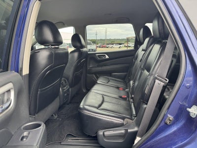 2020 Nissan Pathfinder SL
