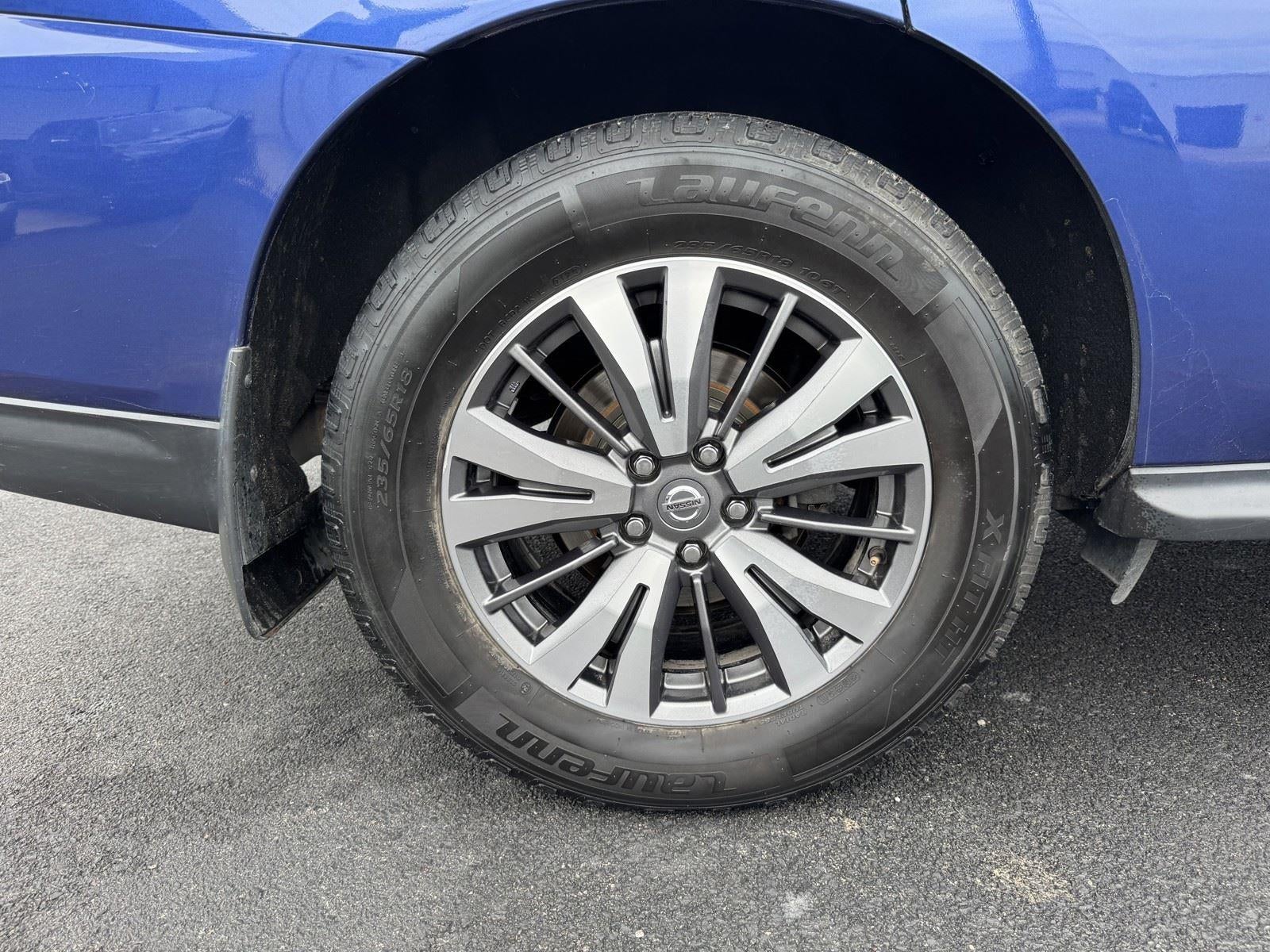 2020 Nissan Pathfinder SL