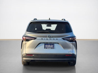 2024 Toyota Sienna XLE