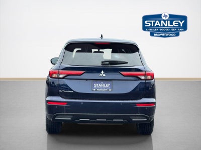 2022 Mitsubishi Outlander SE
