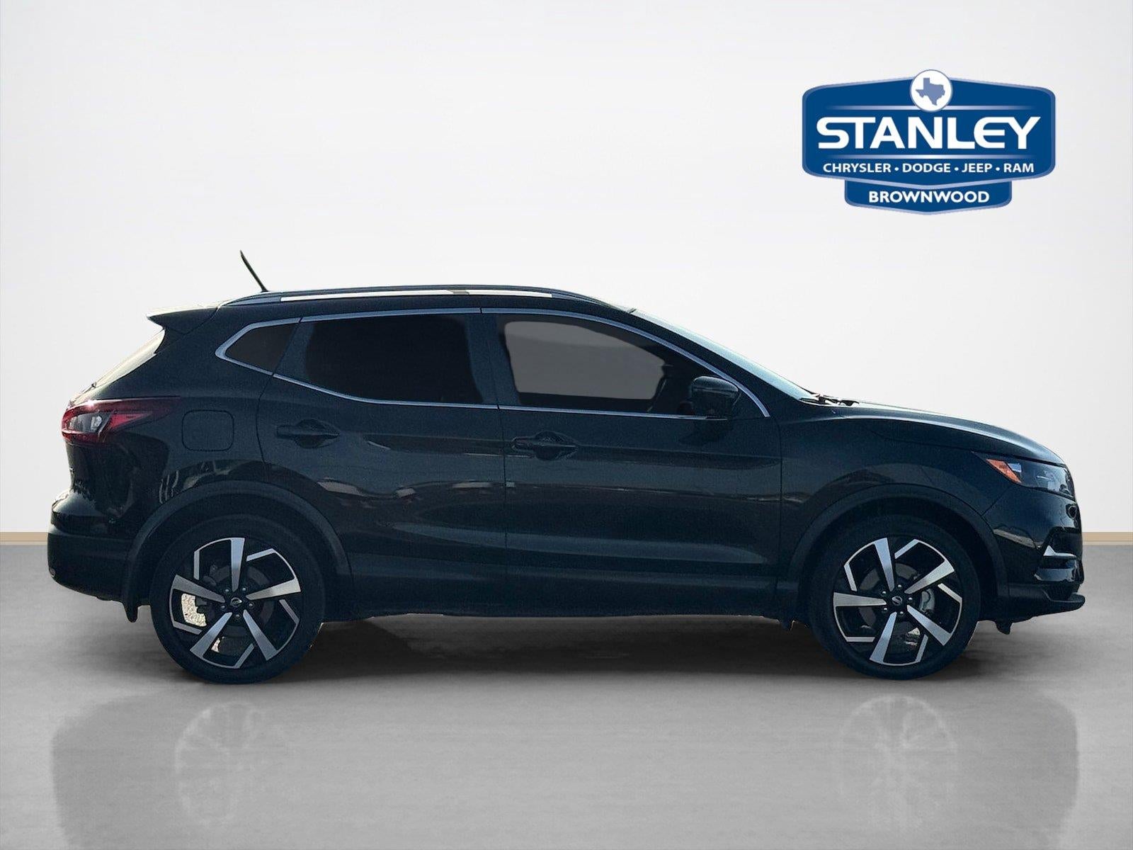 2022 Nissan Rogue Sport SL