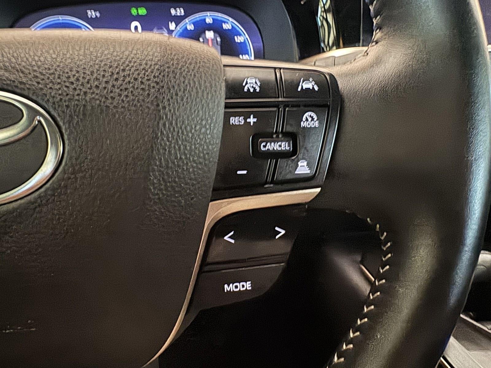 2024 Toyota Crown Platinum