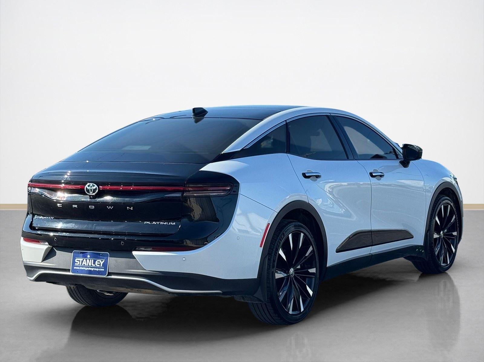 2024 Toyota Crown Platinum