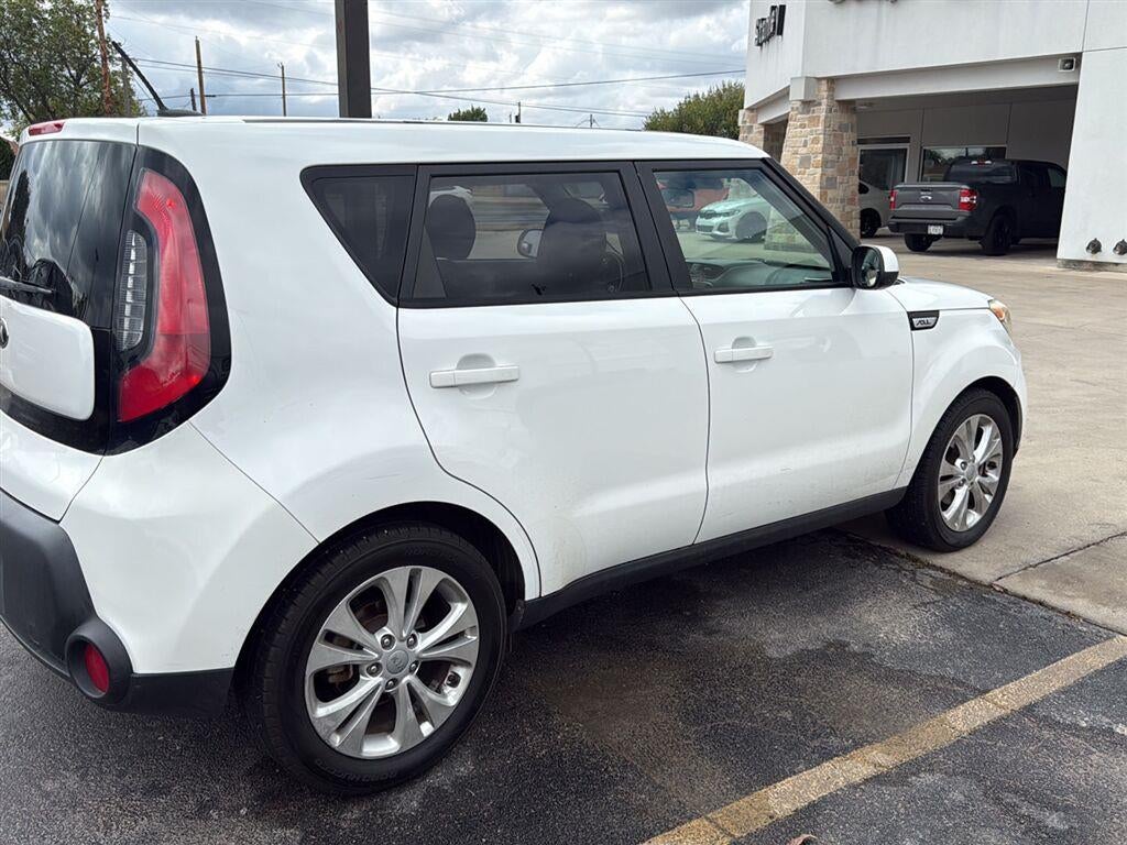 2015 Kia Soul +