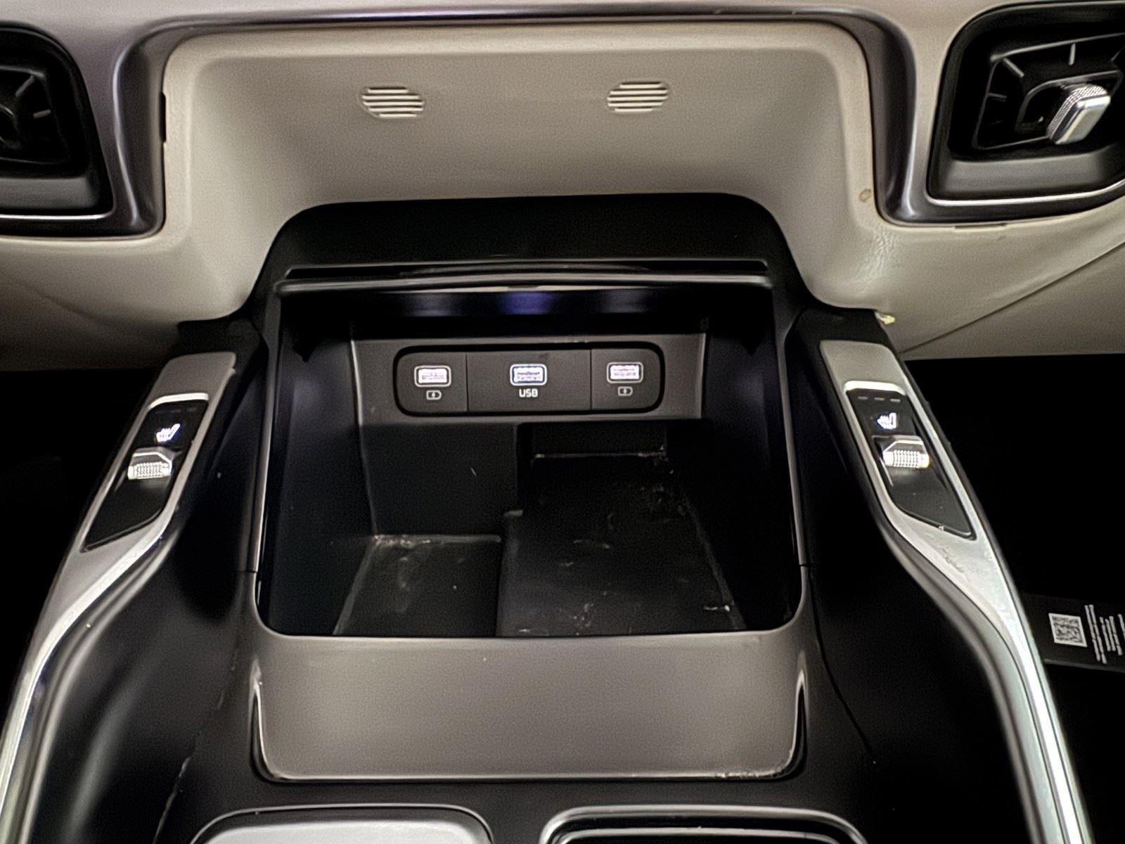 2022 Kia Sorento Hybrid S