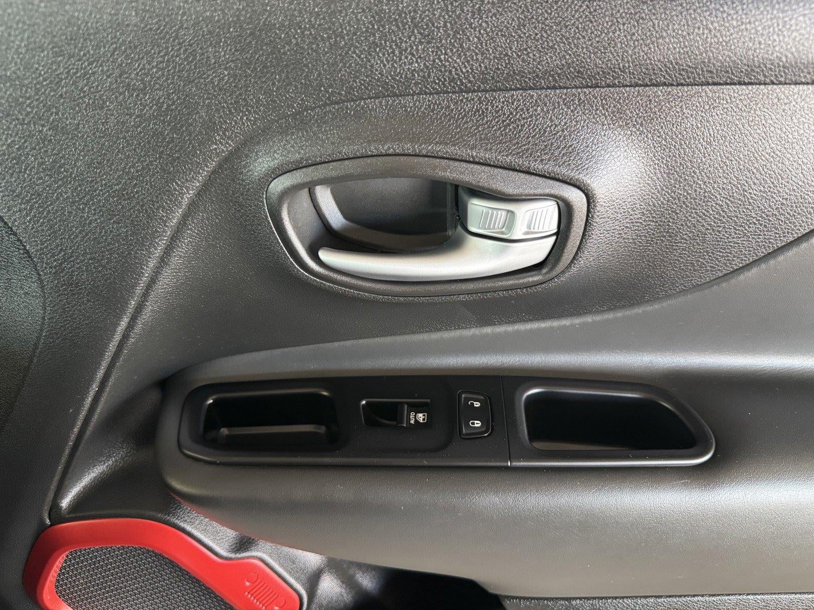 2020 Jeep Renegade Trailhawk