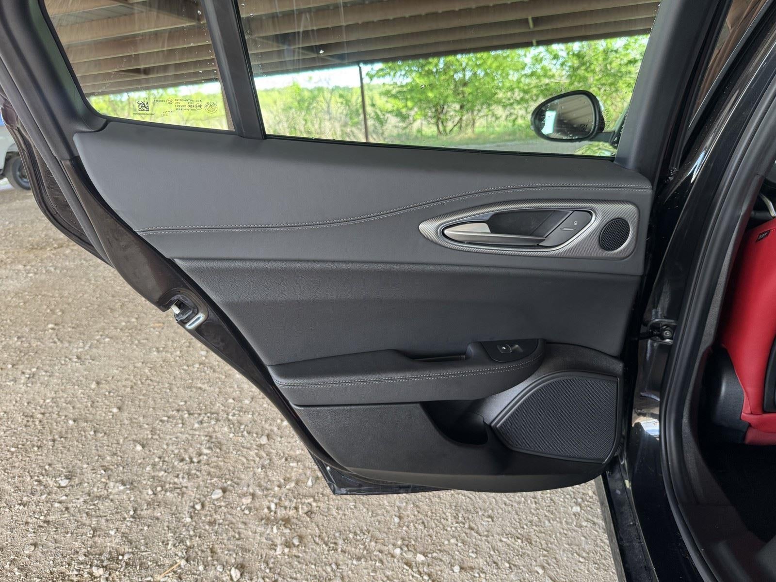 2024 Alfa Romeo Giulia Veloce