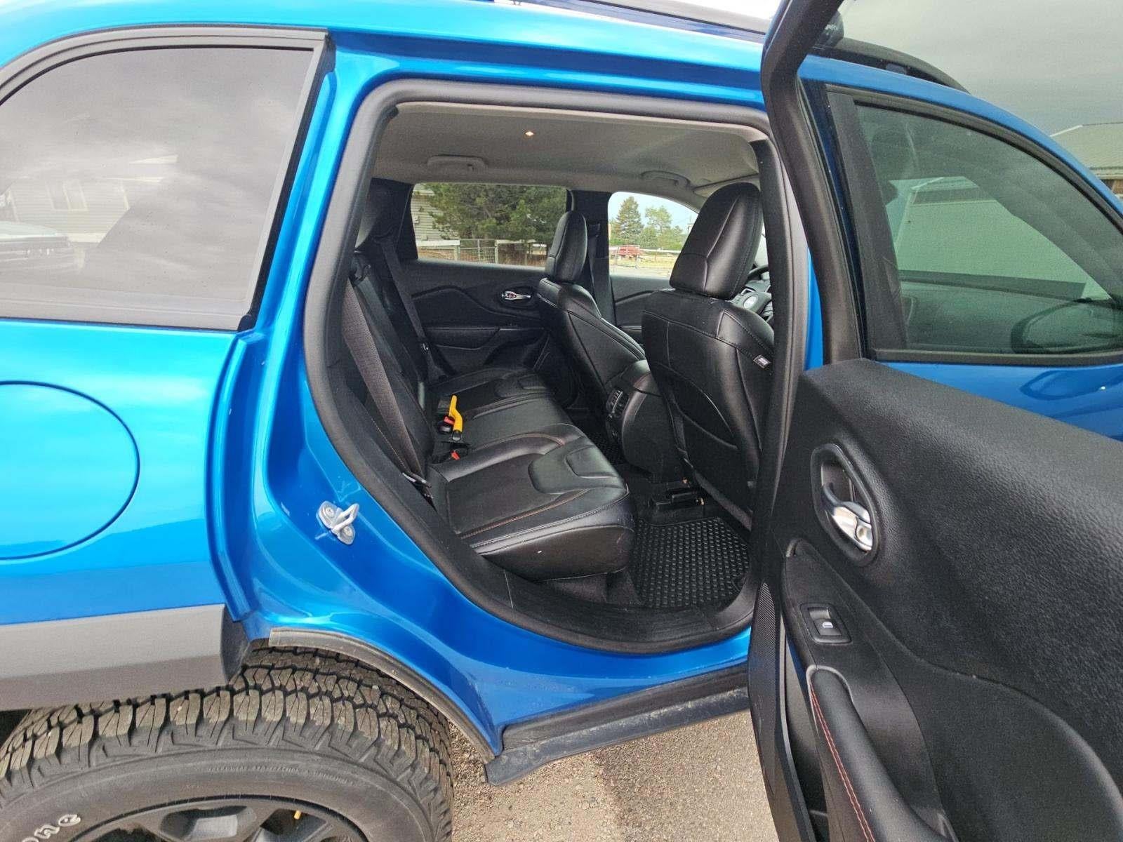 2022 Jeep Cherokee Trailhawk