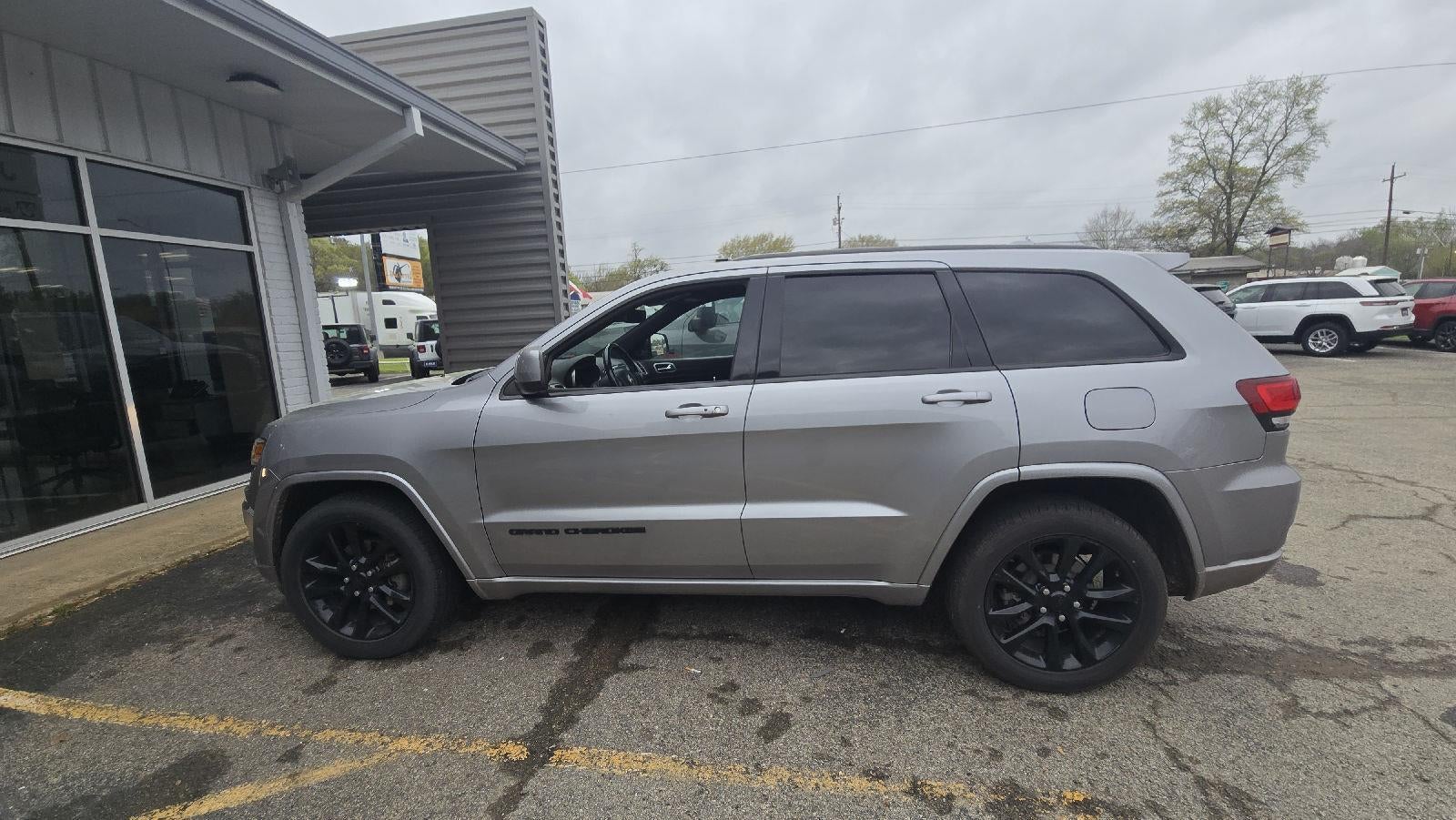 2020 Jeep Grand Cherokee Altitude