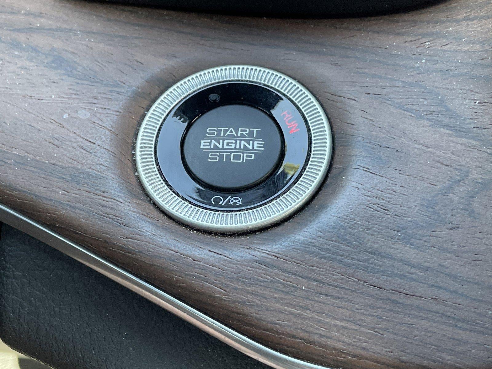 2023 Jeep Grand Cherokee Summit