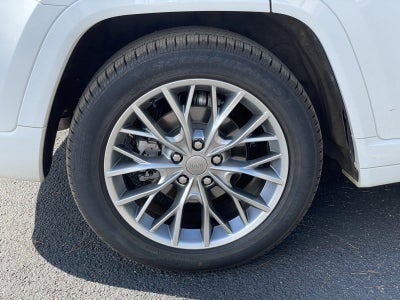 2023 Jeep Grand Cherokee Summit