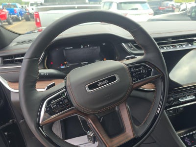 2025 Jeep Grand Cherokee Summit