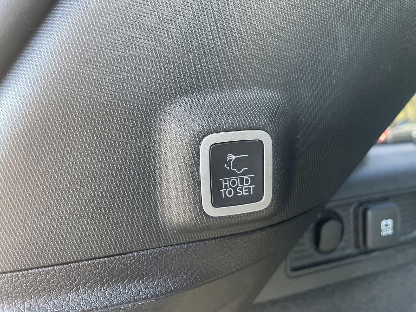 2022 Jeep Grand Cherokee Summit Reserve