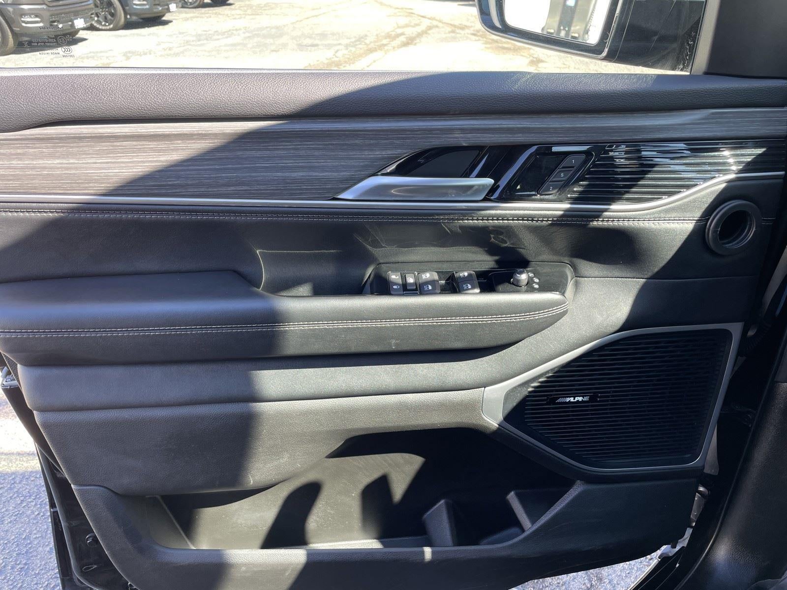 2024 Jeep Wagoneer Series III