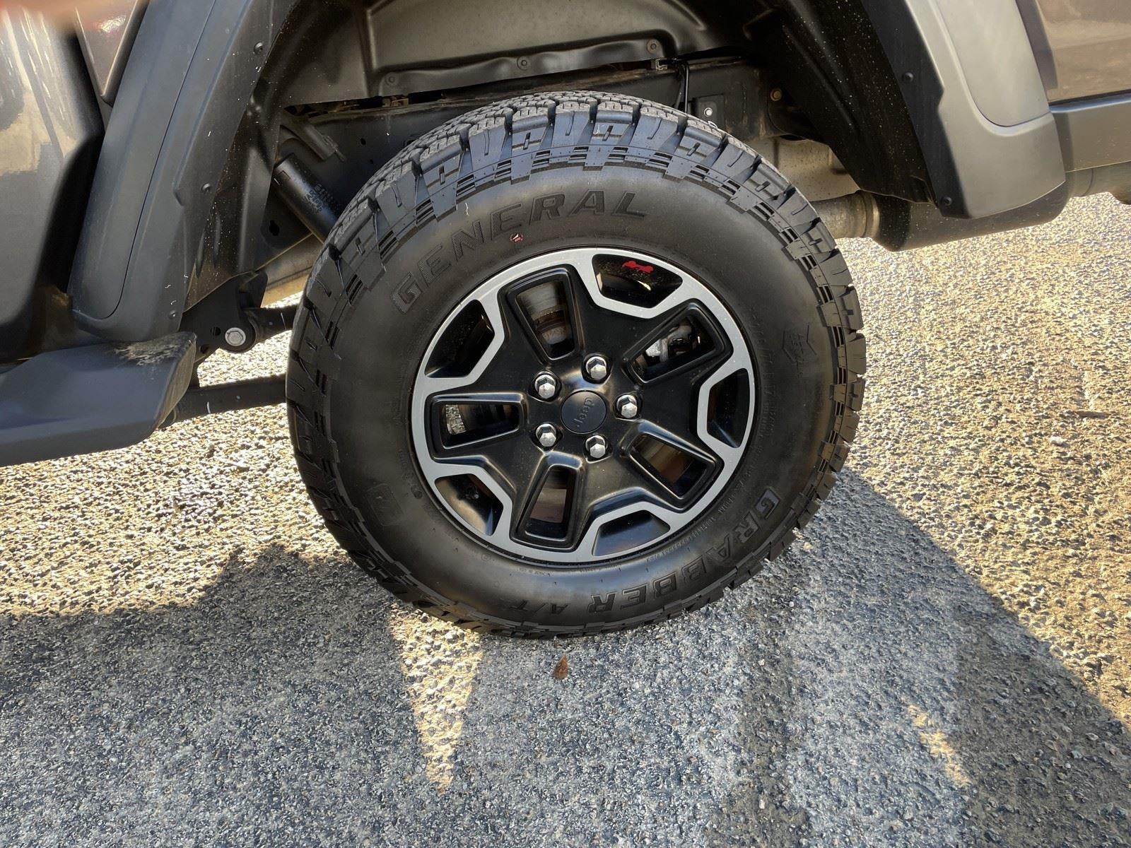 2021 Jeep Gladiator Sport