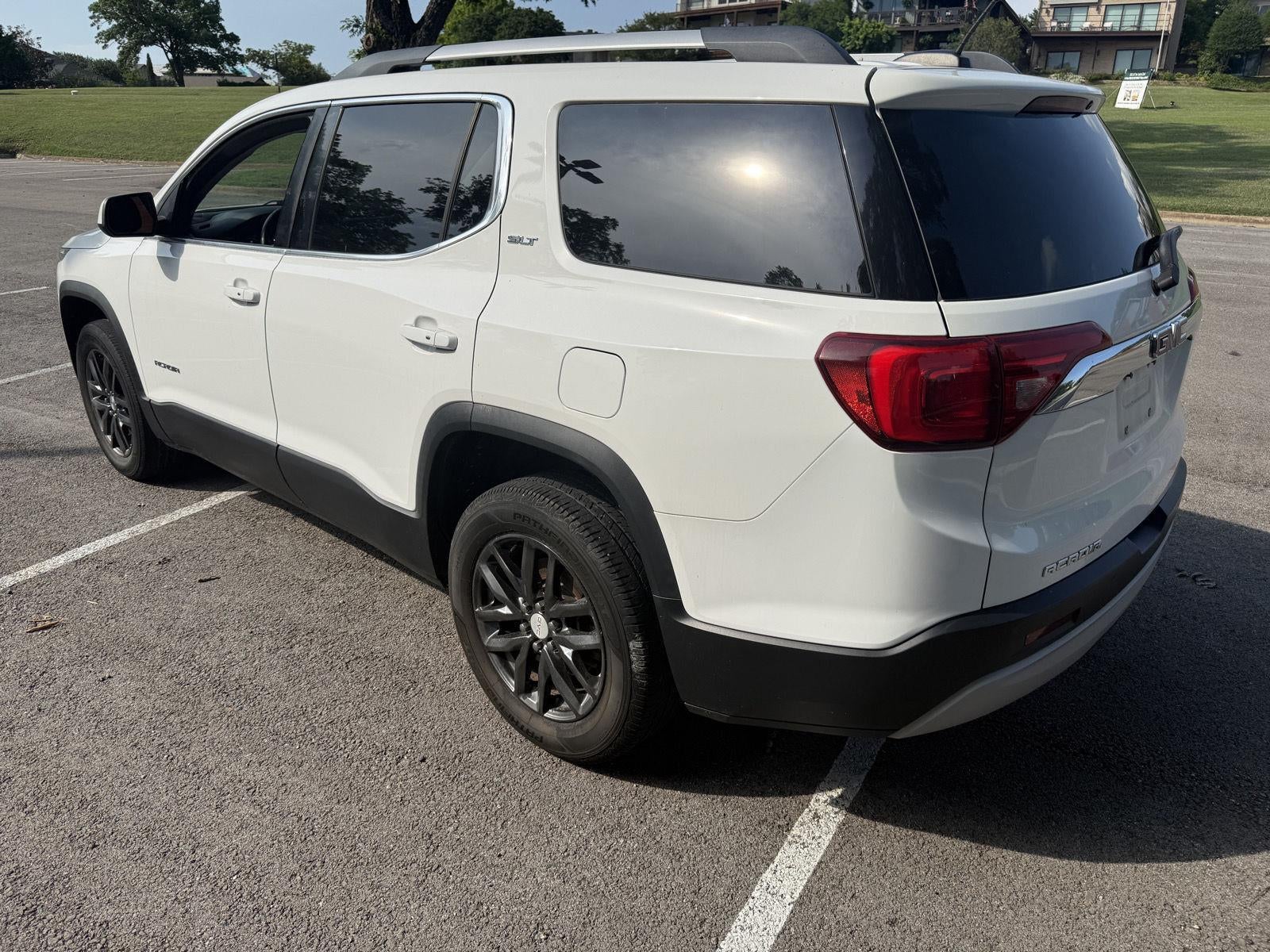 2017 GMC Acadia SLT