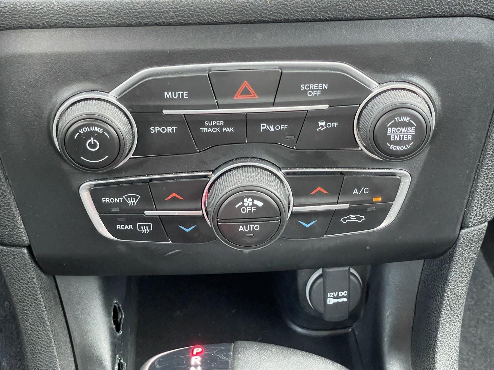 2020 Dodge Charger SXT