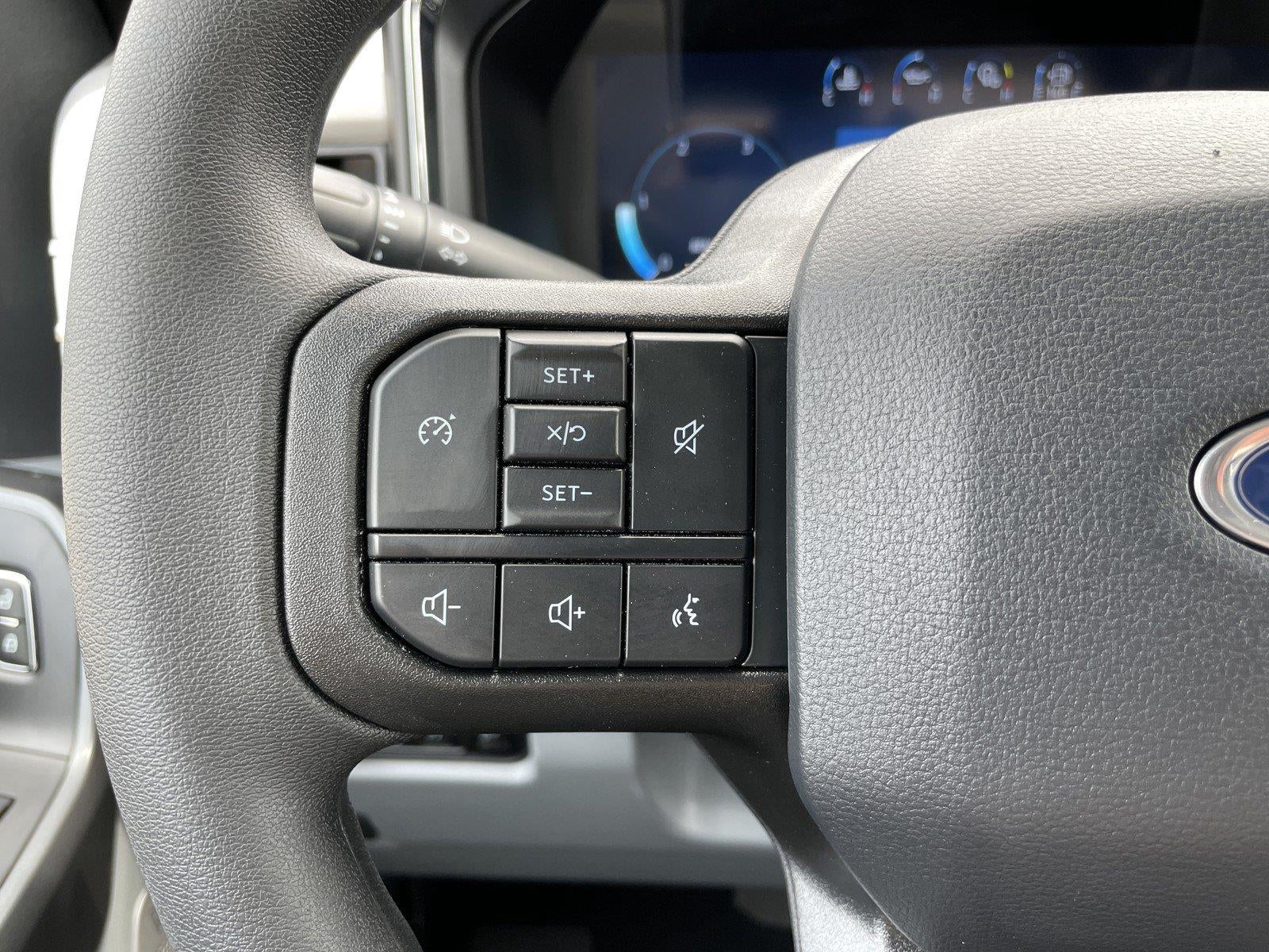 2026 Ford Super Duty F-350® XLT