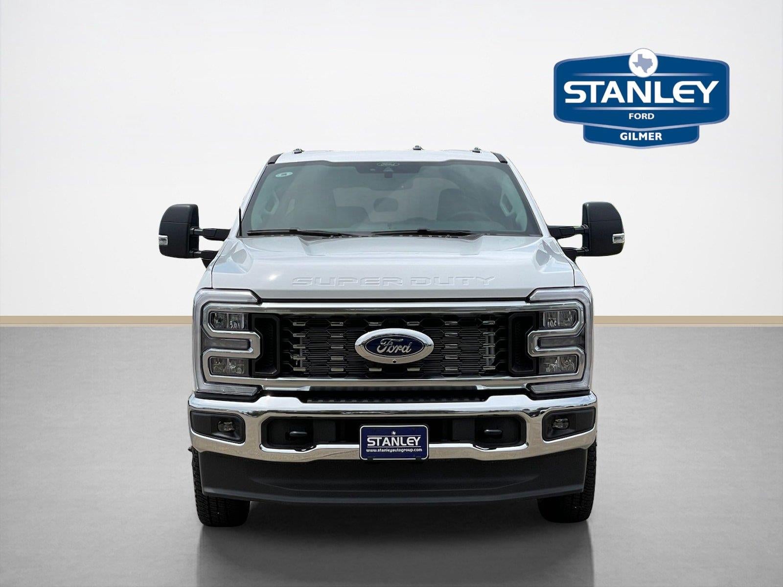 2026 Ford Super Duty F-350® XLT