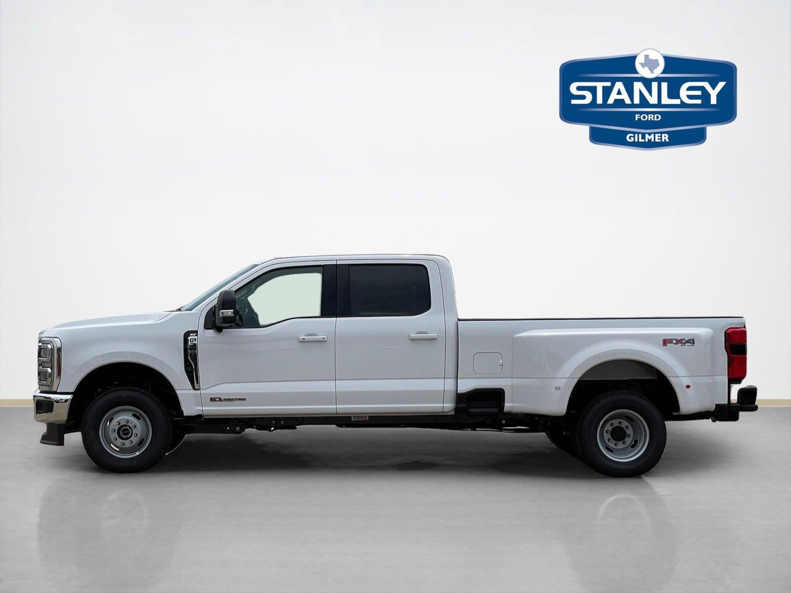 2026 Ford Super Duty F-350® XLT