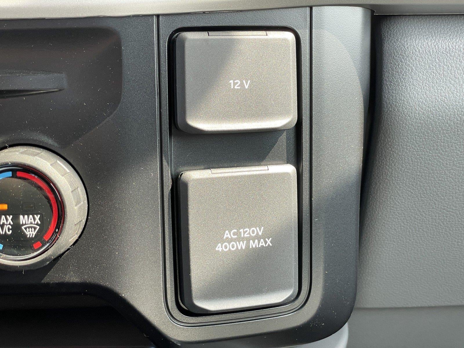 2027 Ford Super Duty F-350 SRW XLT