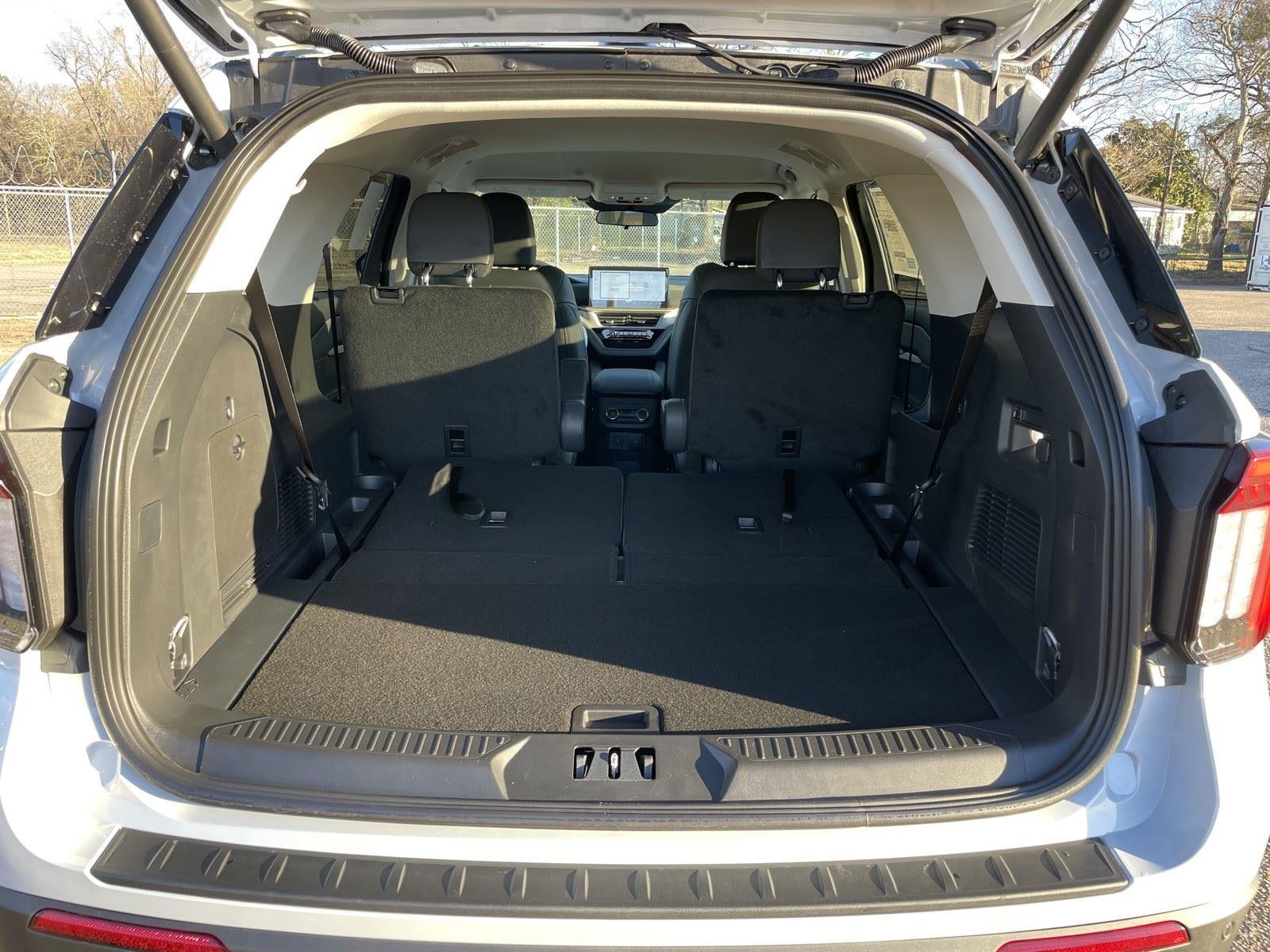 2026 Ford Explorer Active (100A)