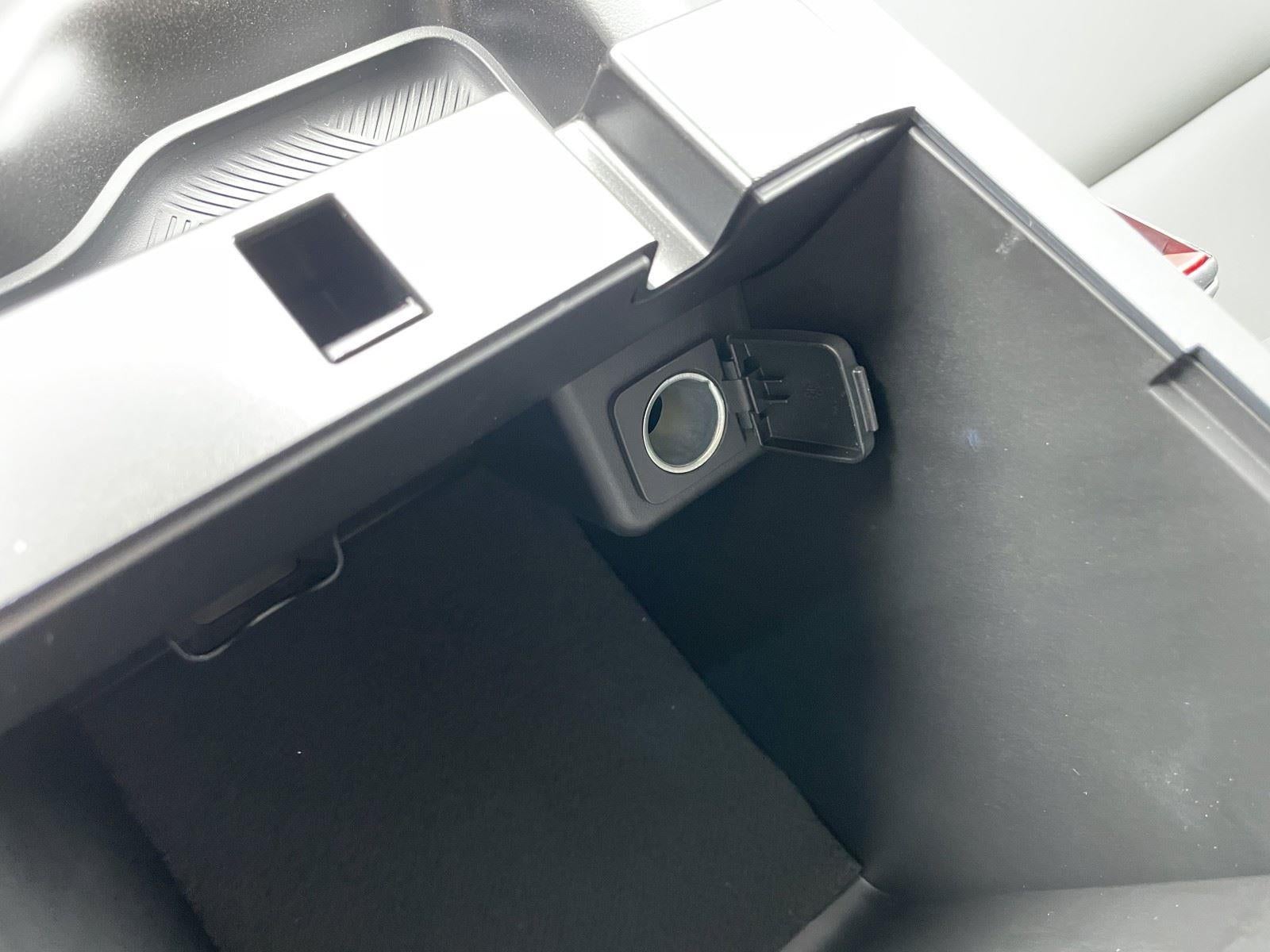 2026 Ford Explorer Active (100A)