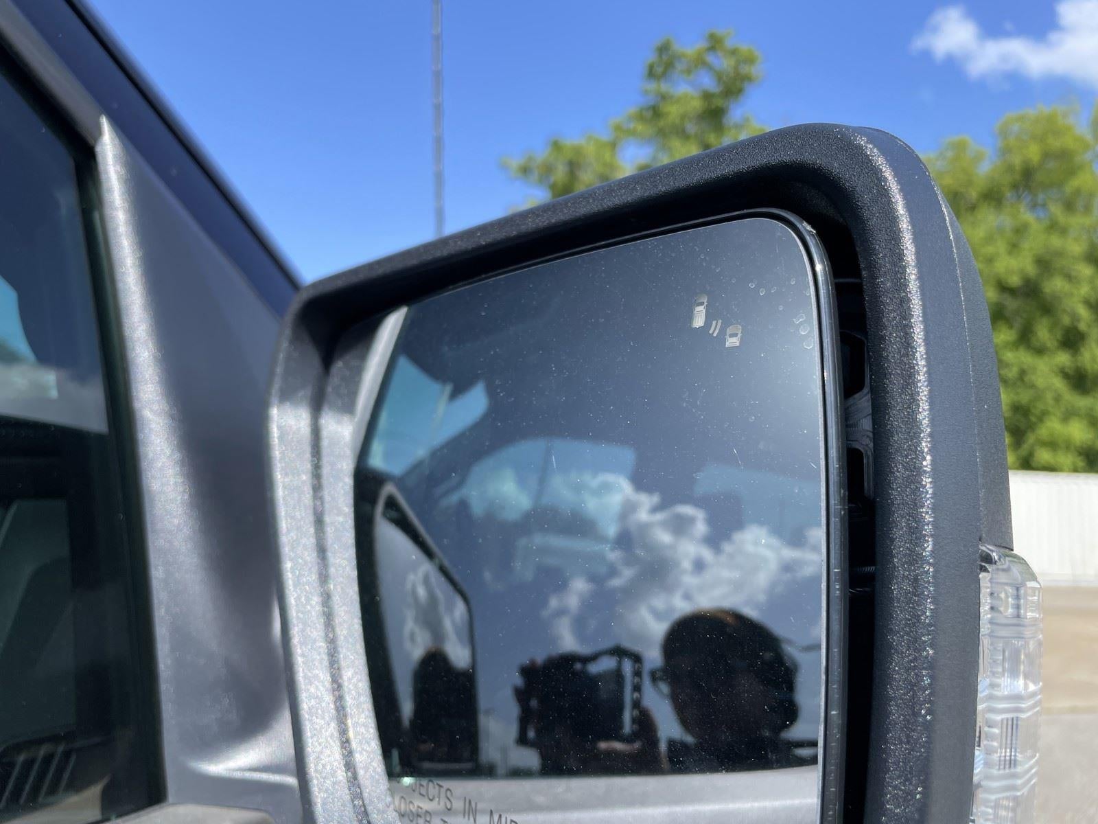 2025 Ford F-150 Lightning Flash - Photo 62