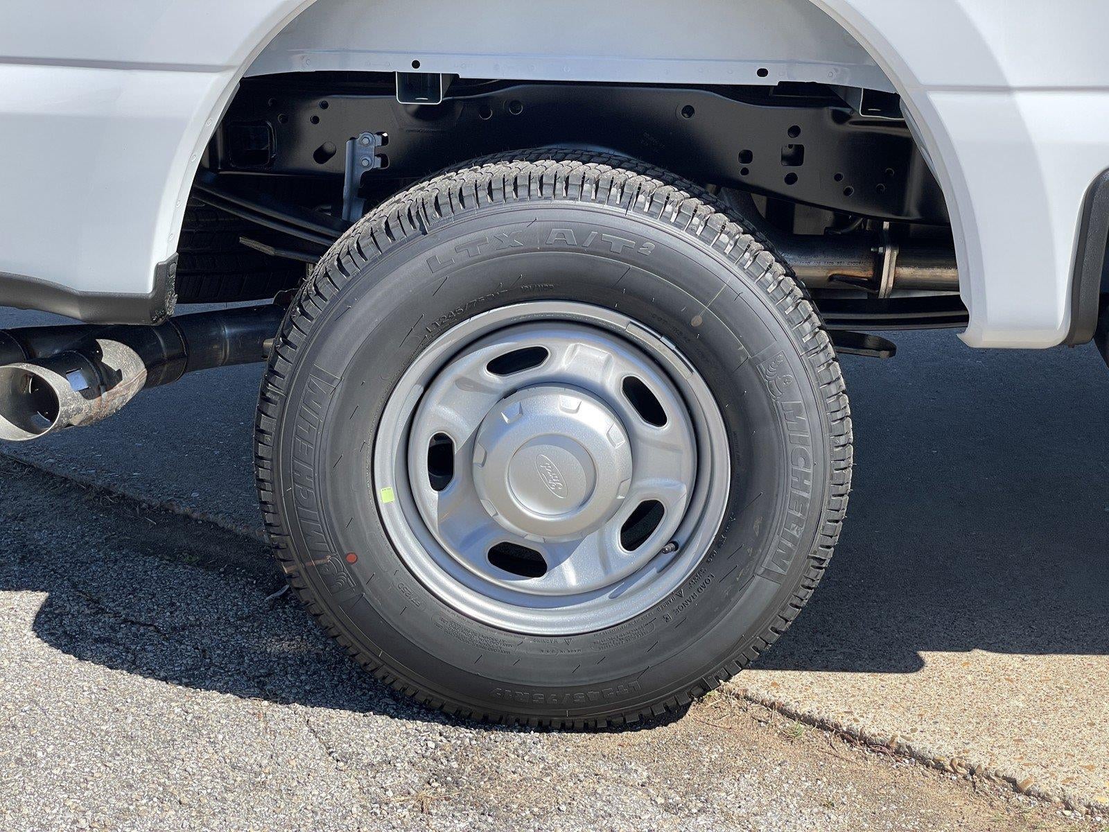 2027 Ford Super Duty F-250 SRW XL
