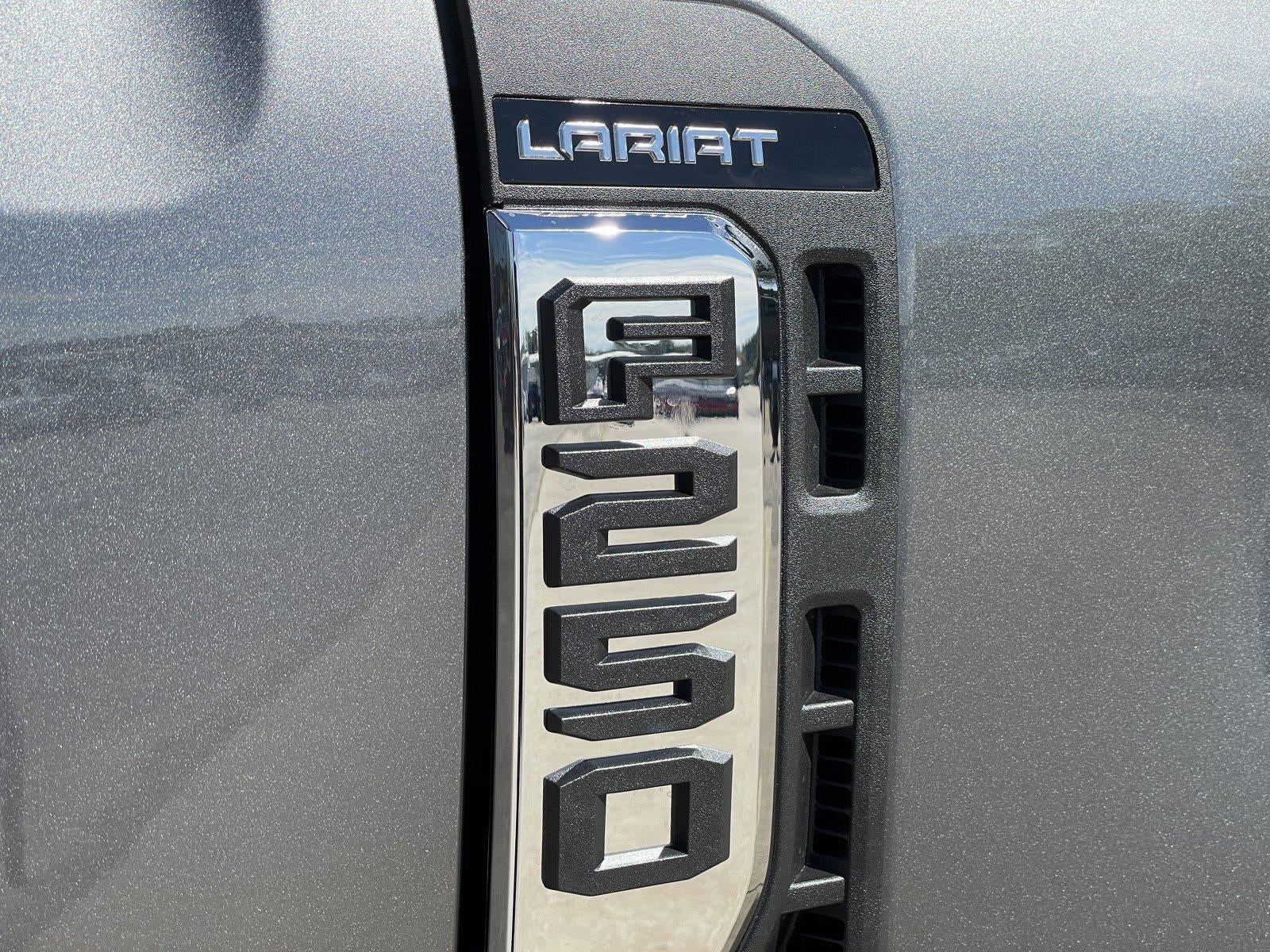 2027 Ford Super Duty F-250 SRW LARIAT