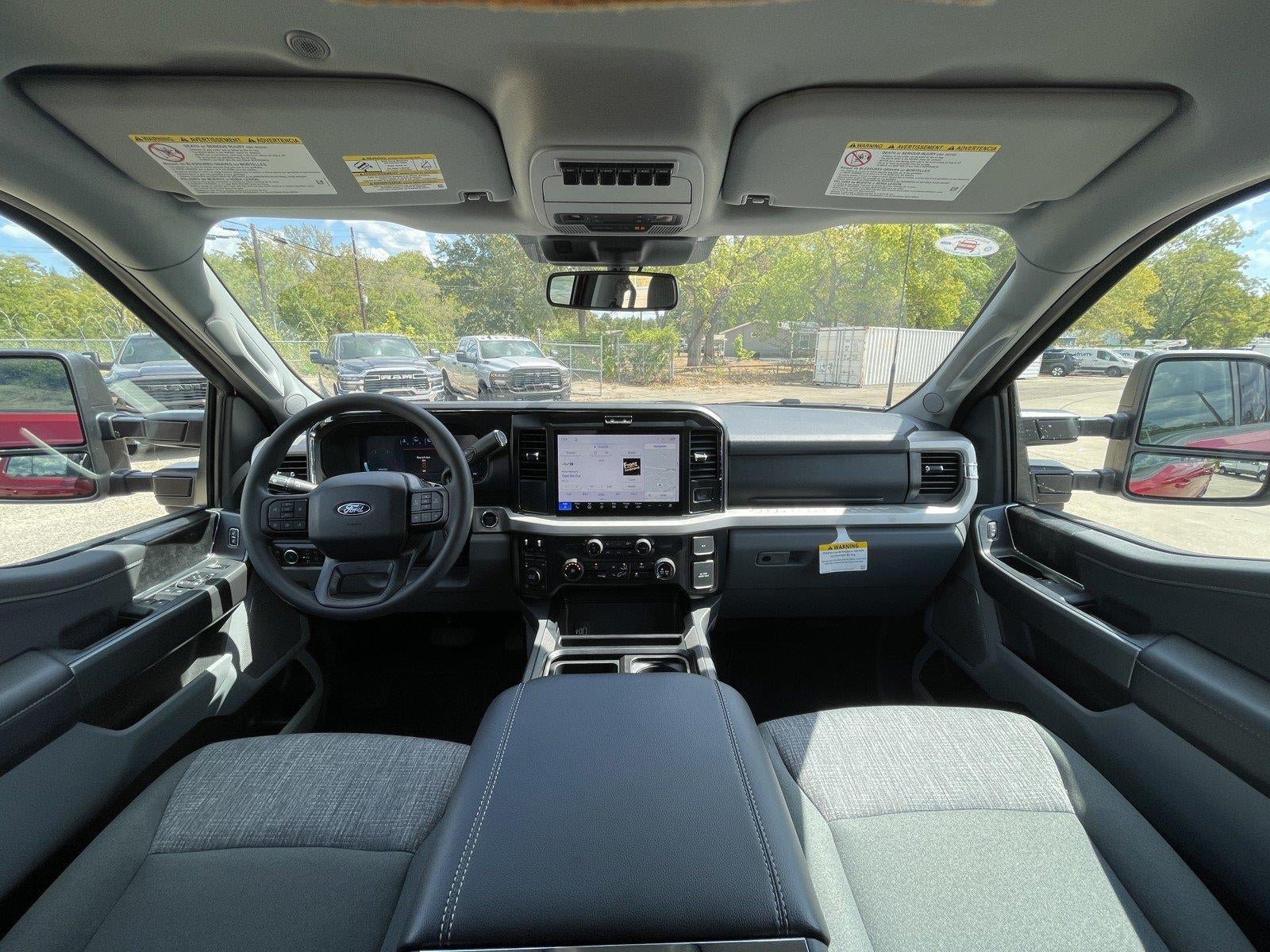 2027 Ford Super Duty F-250 SRW XLT