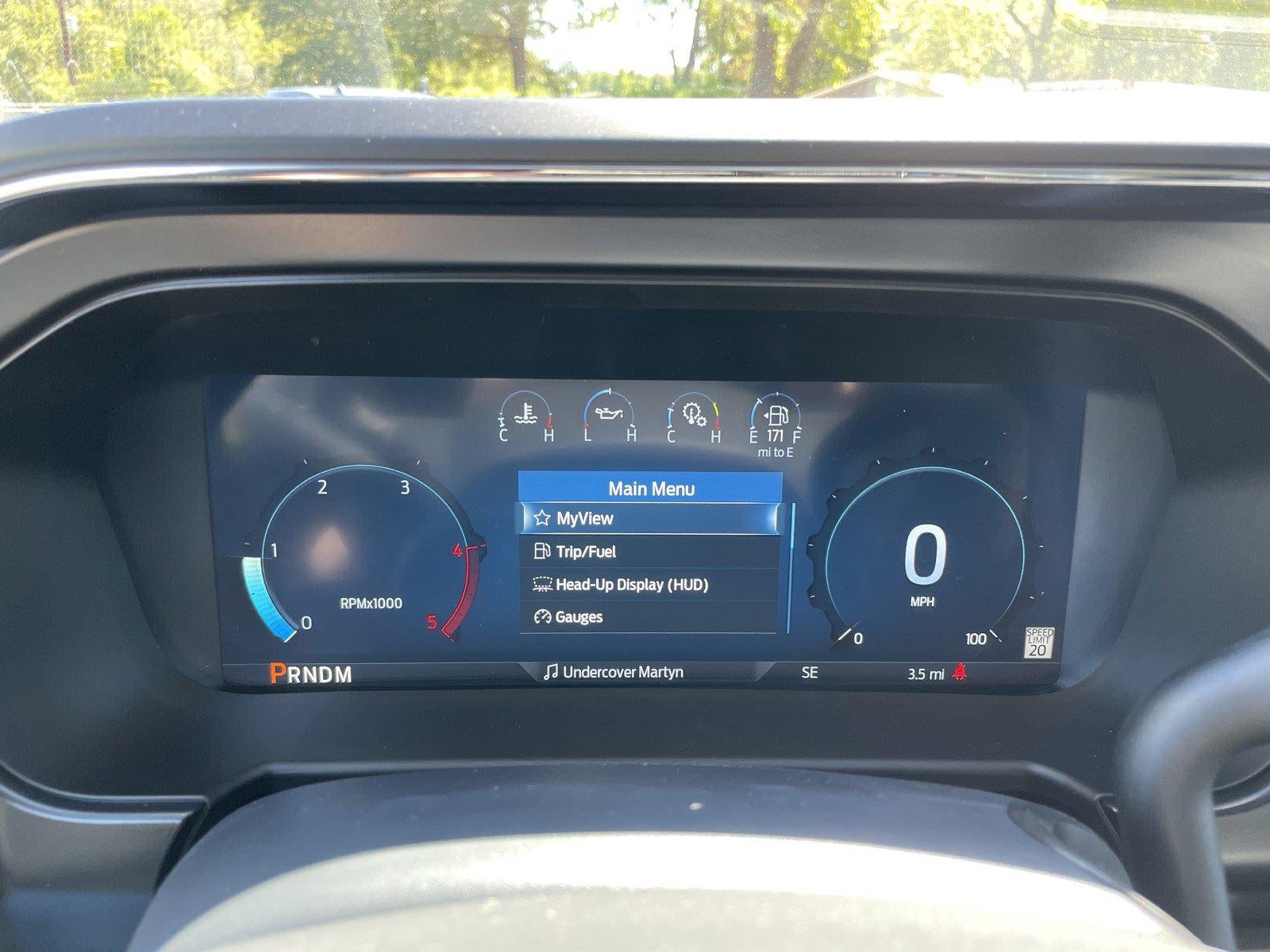 2027 Ford Super Duty F-250 SRW LARIAT