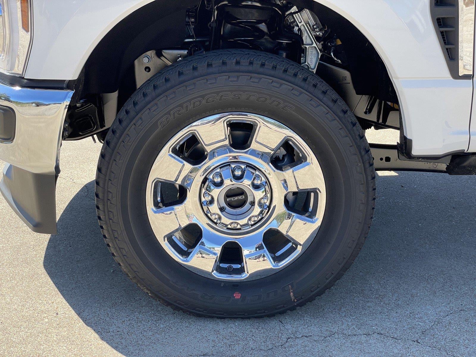 2027 Ford Super Duty F-250 SRW LARIAT