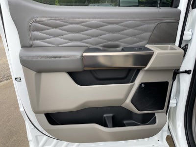 2027 Ford Super Duty F-250 SRW Platinum