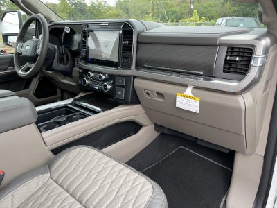 2027 Ford Super Duty F-250 SRW Platinum