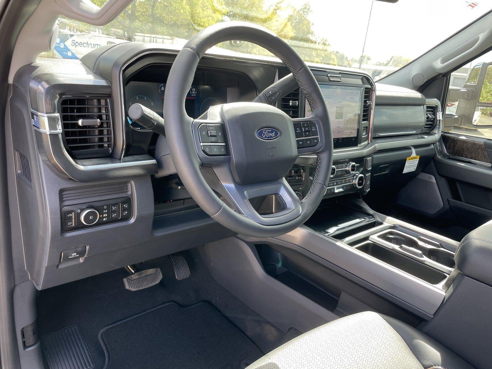 2027 Ford Super Duty F-250 SRW LARIAT