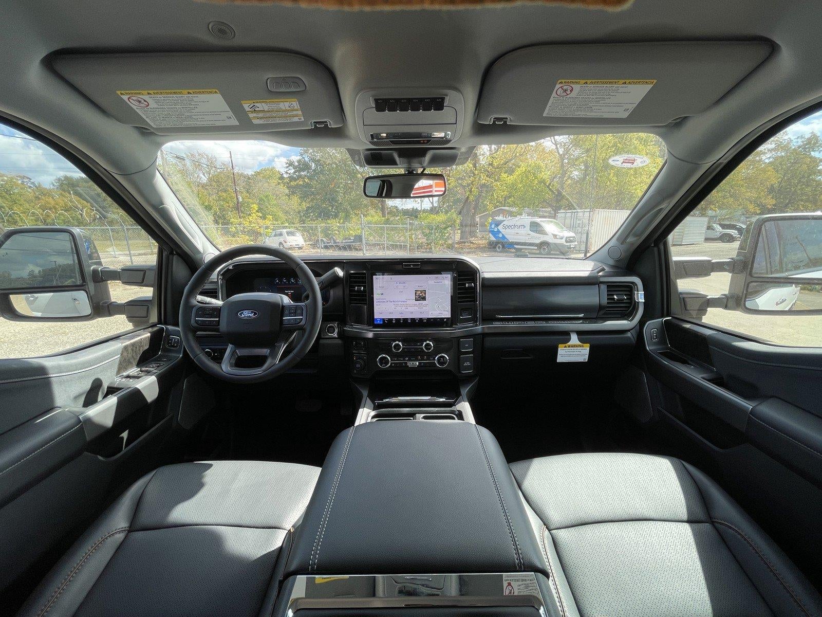 2027 Ford Super Duty F-250 SRW LARIAT