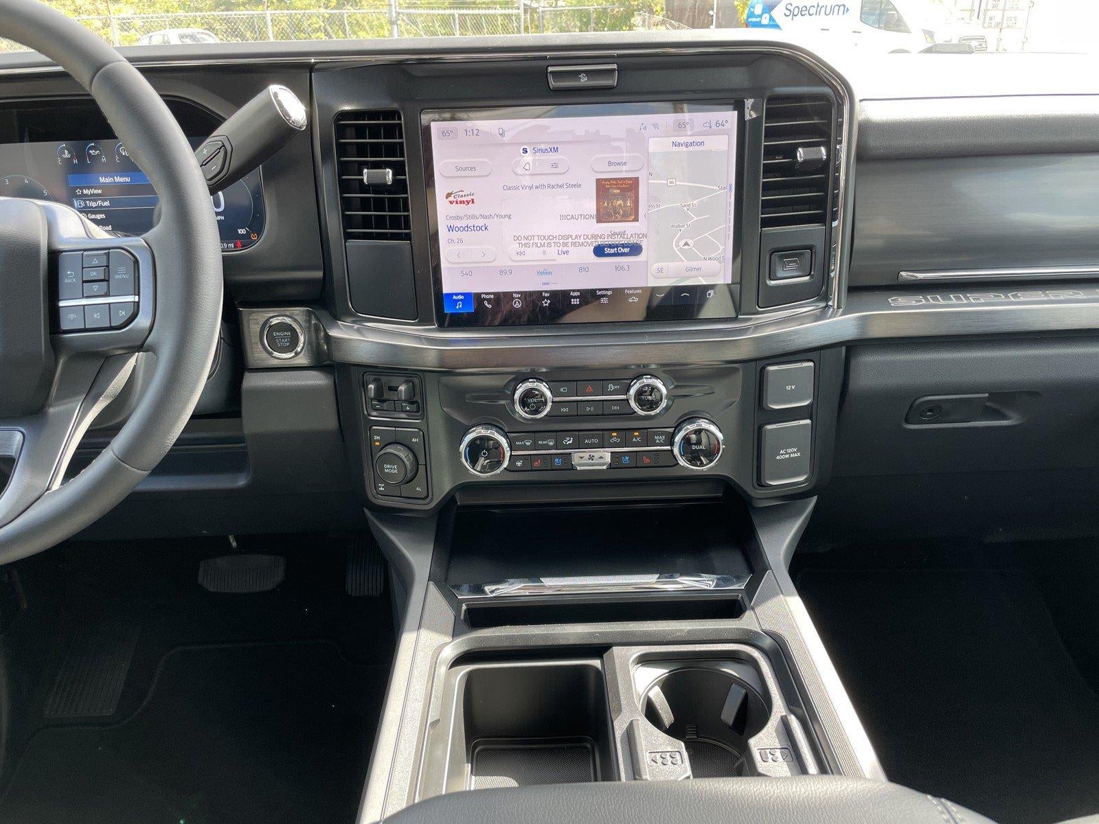2027 Ford Super Duty F-250 SRW LARIAT